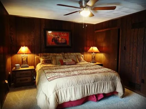 Alpine Retreat Bed & Breakfast - Image 1
