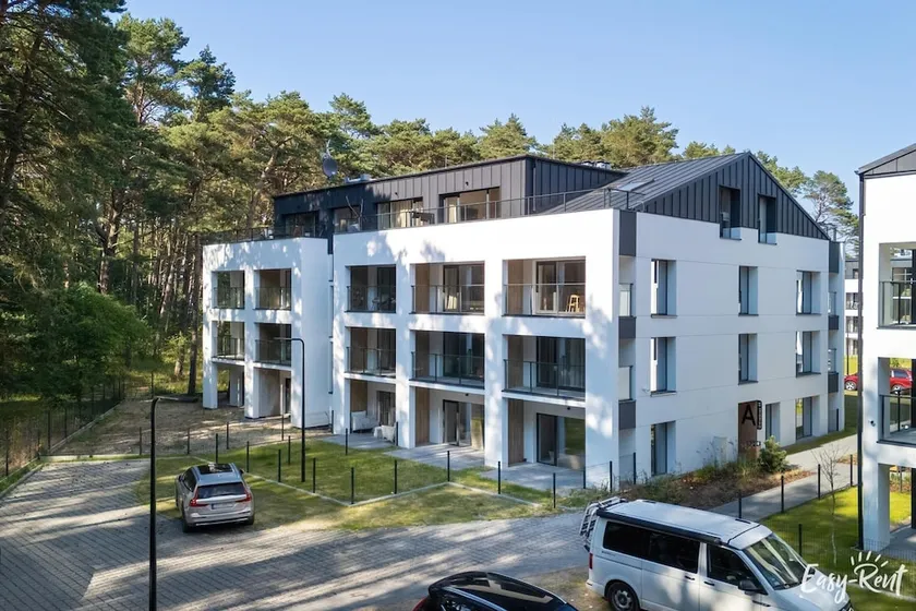 Apartment Lukecin Near Beach and Pool - Image 1
