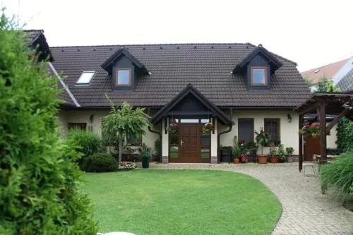 Svetnov Apartments - Image 1