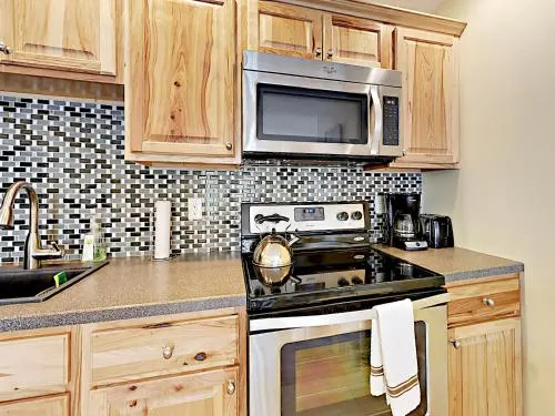 Resort Condo Unit C - Image 1