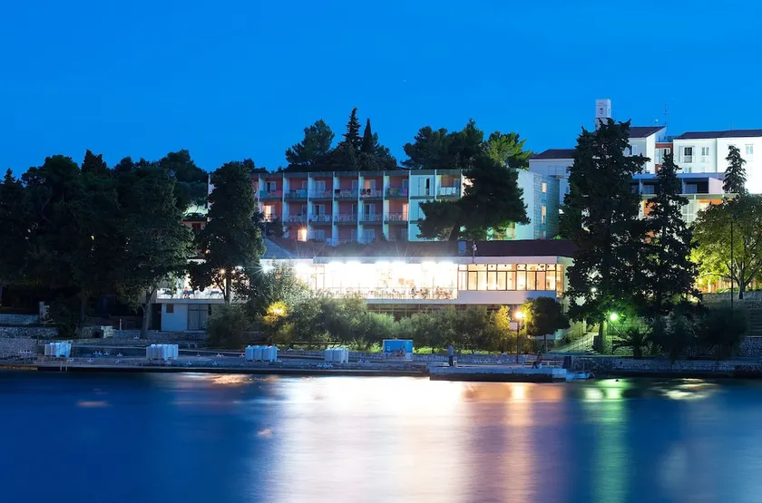 Hotel Park - Image 1