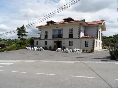 Hotel Salldemar - Image 1