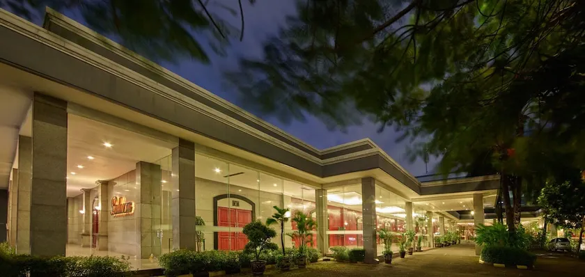 Istana Nelayan Hotel - Image 1
