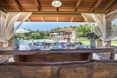 Alghero Villa per 8 persone con 2 cucine piscina rampa per disabili - Image 1