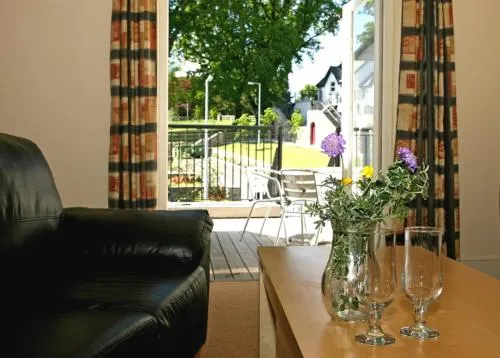 Lakeside View Holiday Homes - Image 1