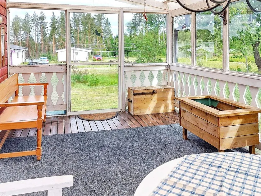 8 Person Holiday Home in Husum - Image 1