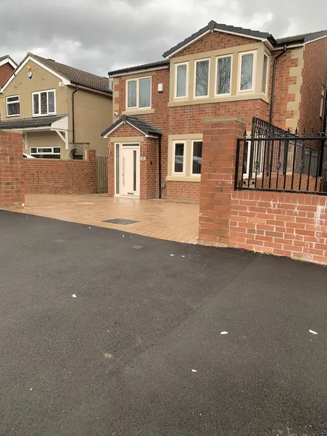 New Build 4 bed Det House in Yorkshire Nr Leeds - Image 1
