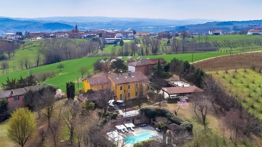Uvaspina 8, Emma Villas - Image 1