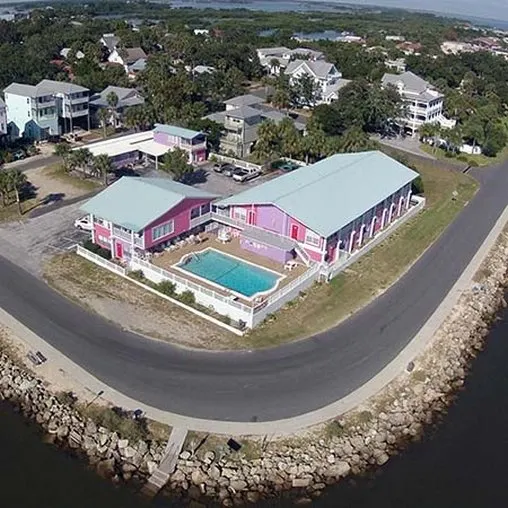 Beach Front Motel - Image 1