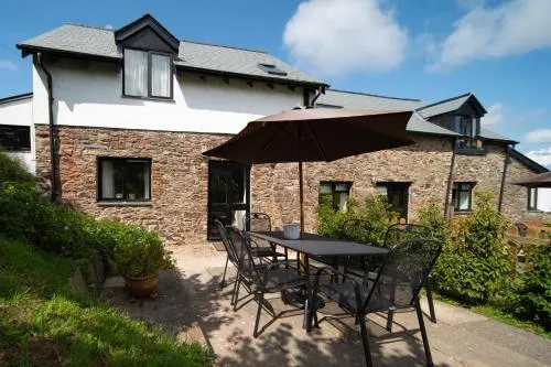 Heron Cottage at Robin Hill 6 - Image 1