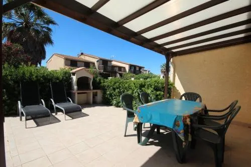 Domaine de vacances à 600m de la plage animations piscines en supplément belle villa climatisée 3 chambres 6 couchages WIFI LRPDSK3 - Image 1