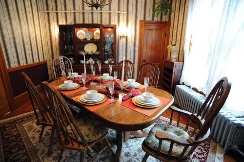 Wildflowers Inn - Image 1