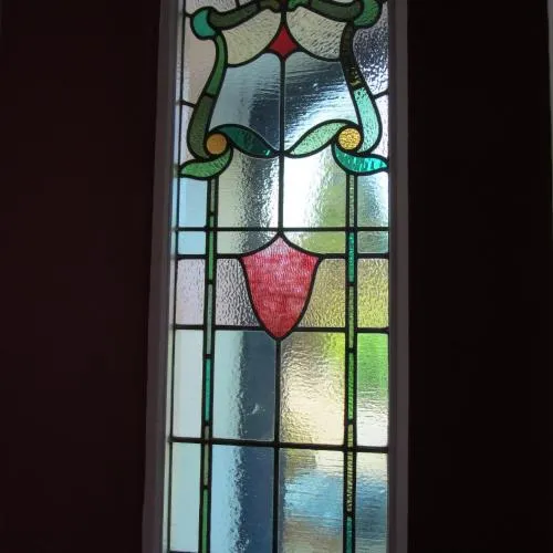Treetops Guest House - Image 1
