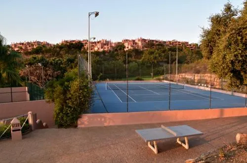 Apartment in La Mairena - Image 1