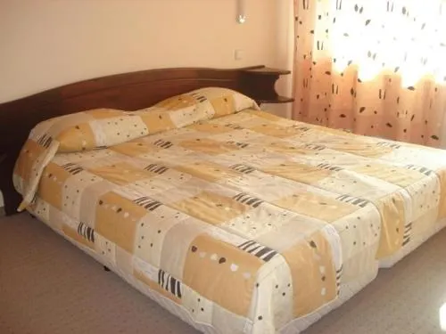 Hotel Apriltsi - Image 1