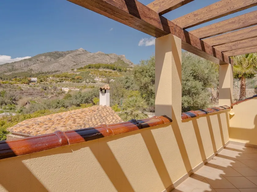 Serene Holiday Home in Callosa d' Ensarria with Private Pool - Image 1