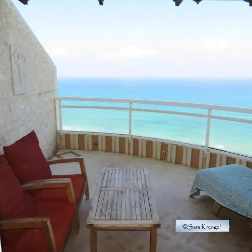 Nitza Seaview Apartments - Image 1