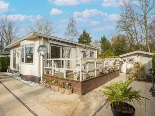 Lovely Chalet in Hoek With Terrace - Image 1