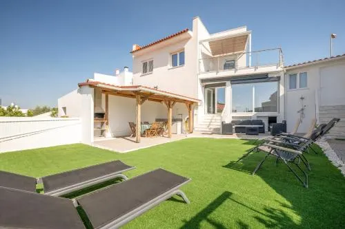 GuestReady - Amor   Mar - Image 1