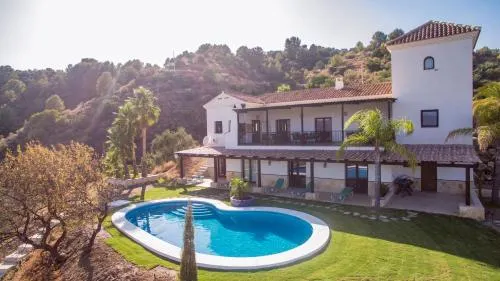 Private Mansion 7 bedroom, 6 bathrooms & private pool with spectacular views over entire Costa del Sol 'SAN JACINTO' - Image 1