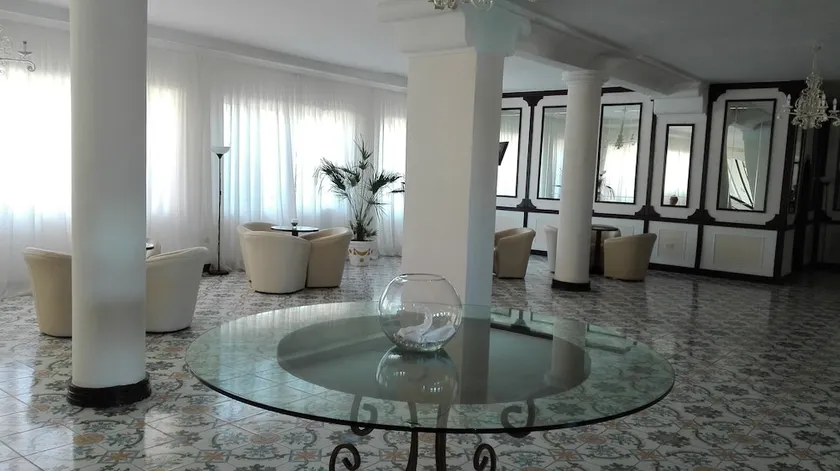 International Resort - Image 1