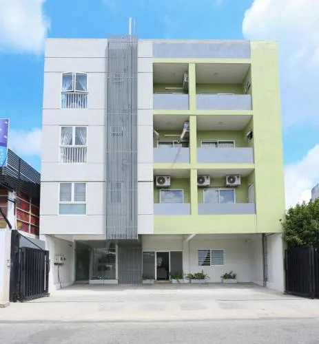 5 @ Rodney Place - Image 1