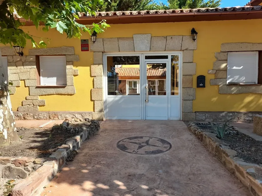 Las Quintas De Los Mangas Verdes - Image 1