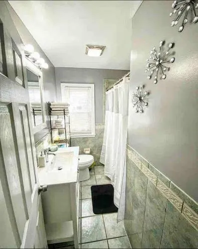 Adorable&Cozy Suburban Home Mins from Dwtn Airport - Image 1