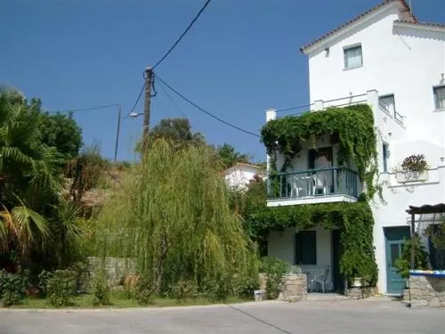 Elena Bungalows - Image 1