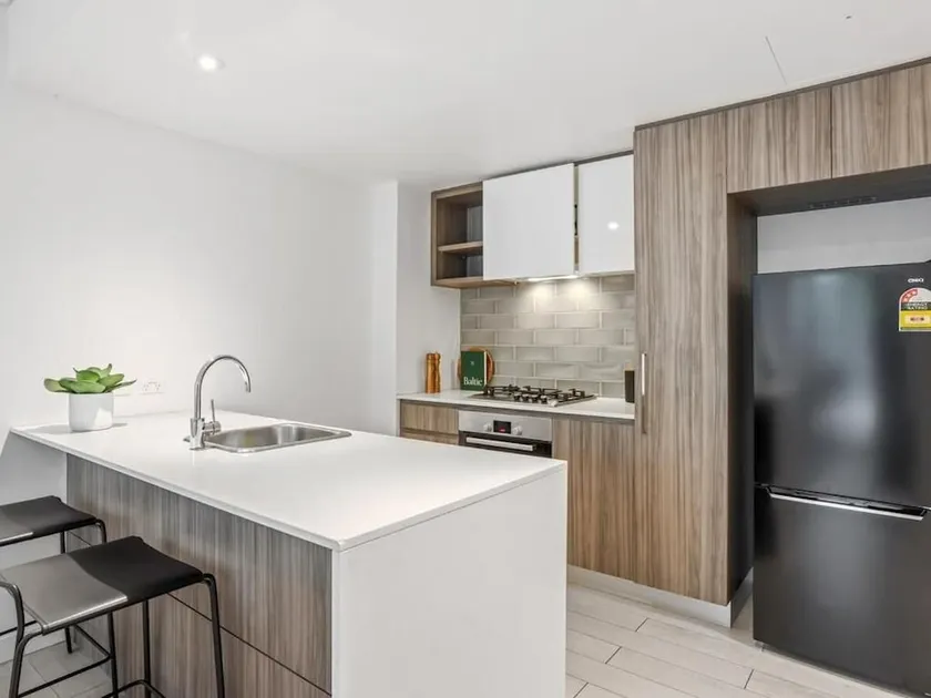 Modern 2-storey Apartment - Q Stay - Image 1