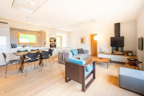 Laax Homes Casa Fau - Image 1