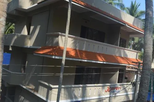 Kaveri Tourist Home - Image 1