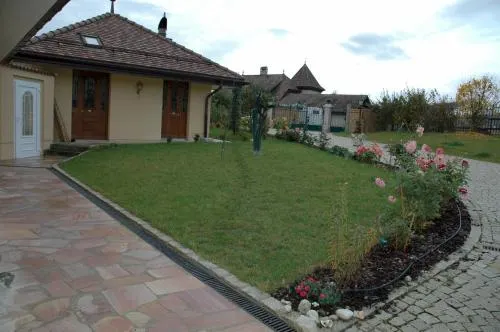 Le Lierre - Image 1
