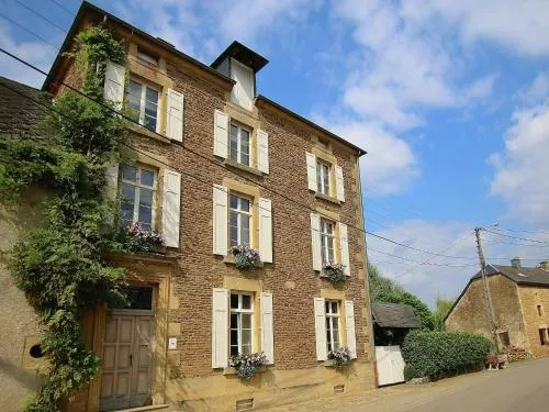 Unique Holiday Home in Virton With Jacuzzi - Image 1