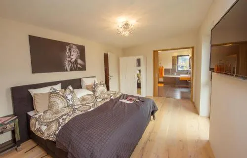 Apartment Chrissies - Image 1