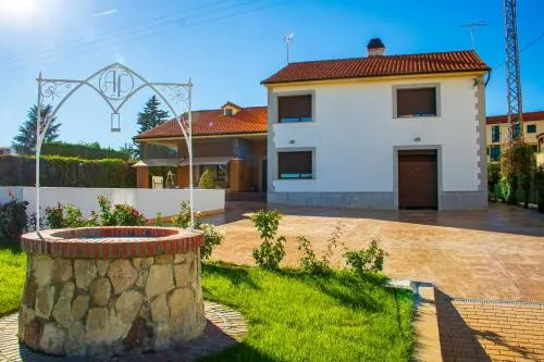 Villa Lusitana - Image 1