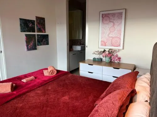 Lovely 2-bedroom apartment, breathtaking view! - Image 1