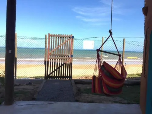 Casa de Frente para o Mar em Manguinhos - Image 1