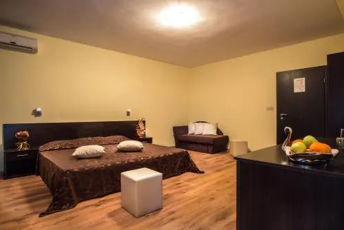Family Hotel Sunny Hills - Image 1