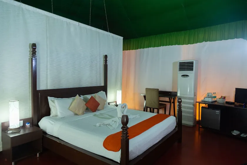 Dudhsagar Spa Resort - Image 1
