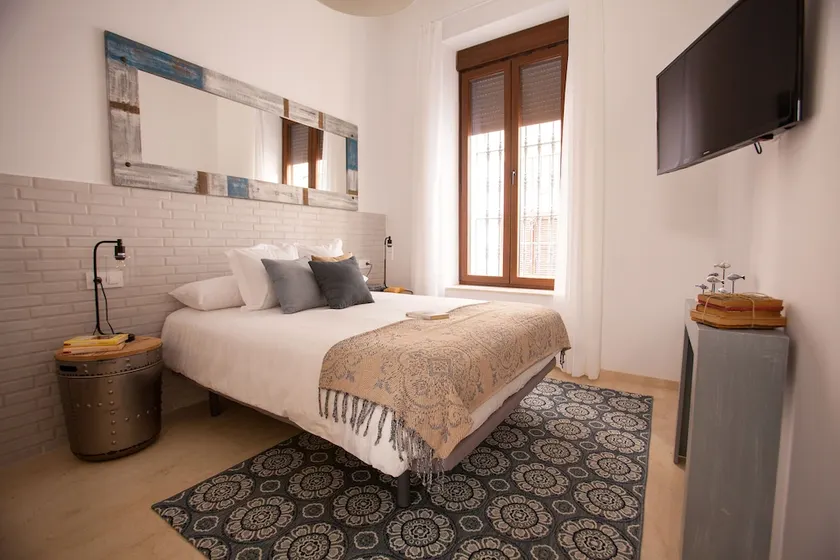 Hostal Zurbaran - Image 1