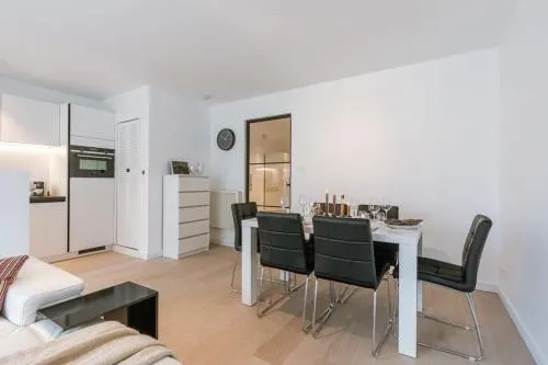 Centrally Located Apartment in Middelkerke - Image 1