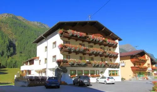 Hotel St-Leonhard - Image 1