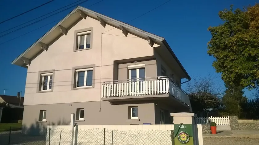 Holiday Home Rue Du Souhait - Image 1