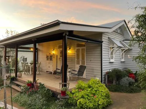 Entire Boutique Home The Rustic Cottage Canungra - Image 1