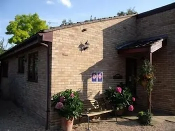 Home from Home Guest House - Image 1
