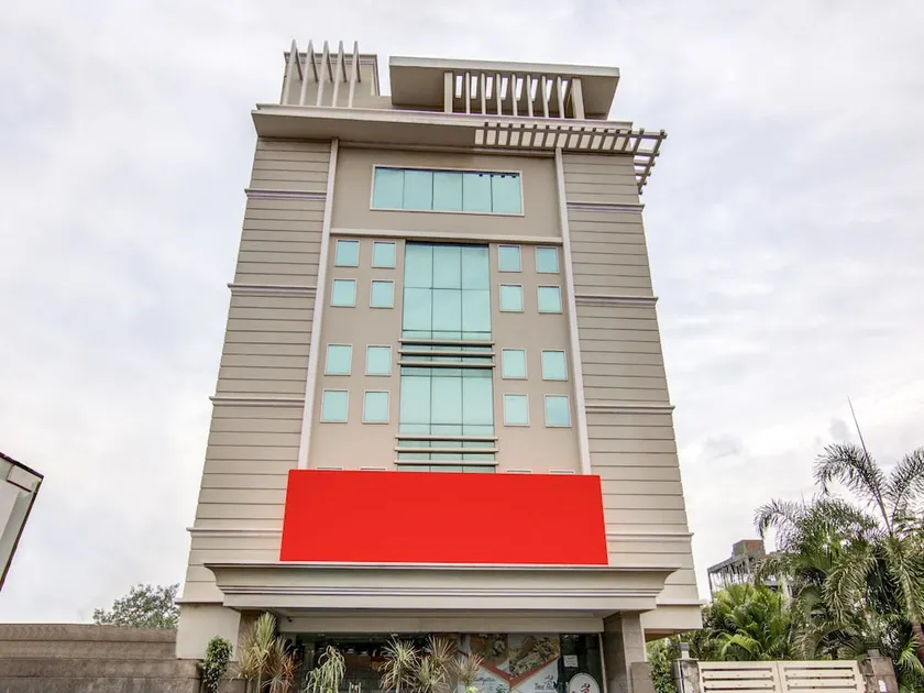 Hotel G Square - Image 1