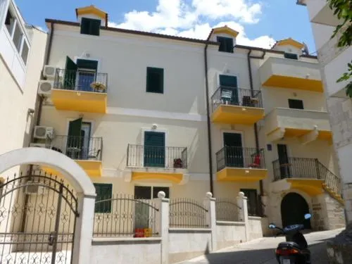 Apartments Zo - Image 1
