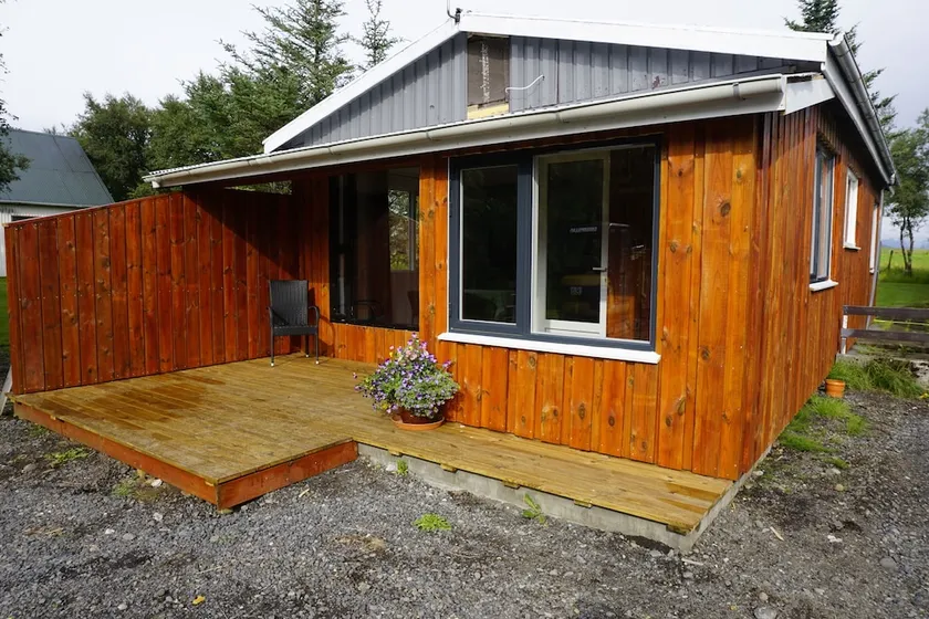Hlidarbol Farm Guesthouse - Image 1