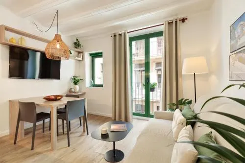 Inside Barcelona Apartments Vidreria - Image 1